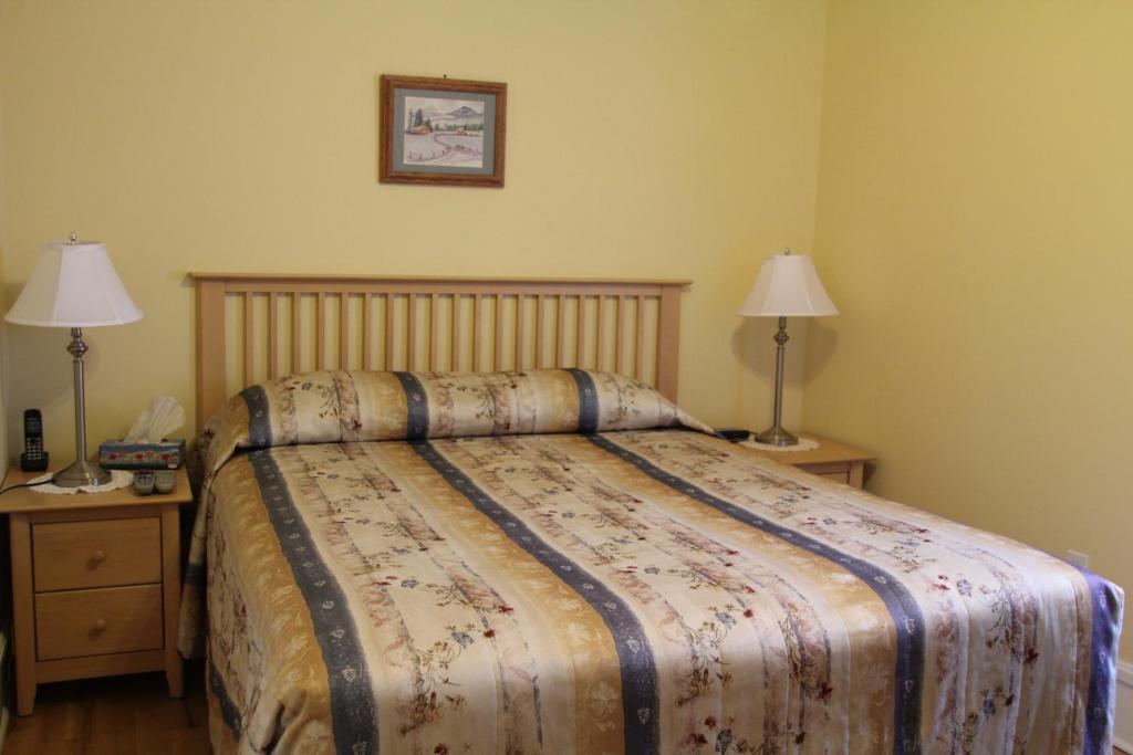 Dolan'S Inn & Suites 픽토우 외부 사진
